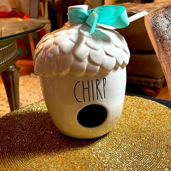 Rae Dunn “chirp” ceramic acorn shaped feeder NEW 🐿 - Picture 2 of 5